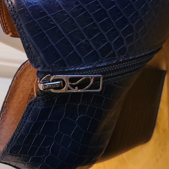 Franco Sarto Ankle Boot - Picture 4 of 6